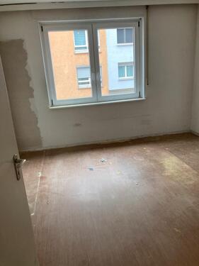 Foto - Renovierungsbedürfte 3-Zimmer-Wohnung (ZWEI Monate mietfrei)