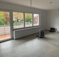 Kernsanierte 4 Zimmer Wohnung im 1. OG mit Gartenanteil - Oelde