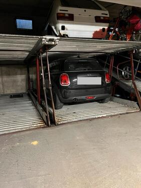 Foto - Tiefgaragenstellplatz (Duplex, unterer Stellplatz