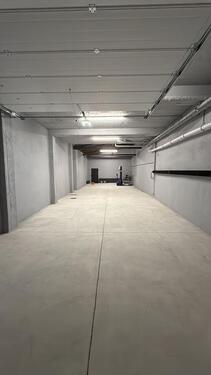 Foto - Frisch renovierte Lagerhalle in Frechen - ca 135-140qm2 -