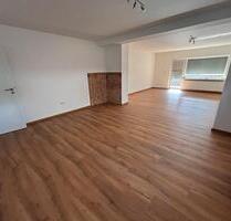 Einziehen ohne Renovierungsbedarf - Borken (Hessen)