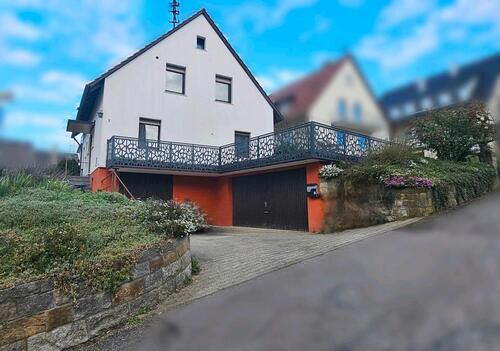 Foto - Kernsanierte 4 Zimmer Wohnung zu vermieten