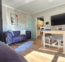 Stilvoll möblierte 2 Zimmerwohnung „Zeitlos“ mit Balkon, Tiefgarage und Internet – ruhige Lage, Mindestmietdauer 3 Monate - MwSt. ausweisbar - Waldkirchen