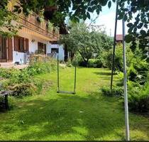 Schönes ruhiges Haus mit 2 Wohnungen und gr. Garten Nähe München - Bichl