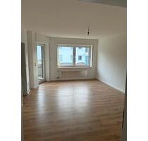 3 Z. Erdgeschoss mit Balkon und Garage - Delbrück