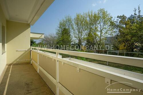 Foto - 20311 HomeCompany Dresden MöbliertFurnished 3-Zimmer Wohnung mit Balkon in Dresden-Strehlen max. 4 Personen