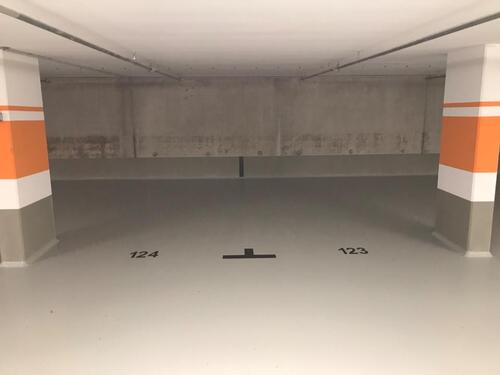 Foto - Stellplatz in Tiefgarage im Textilviertel gegenüber Citygalerie