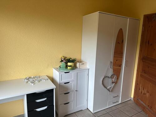 Foto - 1Zimmer( WG)) zu vermieten ! 89257 IllertissenTiefenbach
