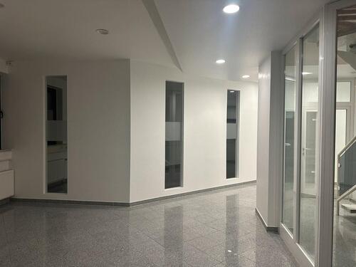 Foto - Gewerblich Flash mieten Weishause str