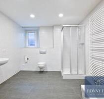 Ihr neues Zuhause: Stilvolle 6-Raum-Wohnung mit Charme in Meerane