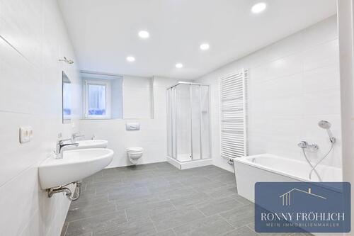 Foto - 6 Zimmer Etagenwohnung zur Miete in Meerane