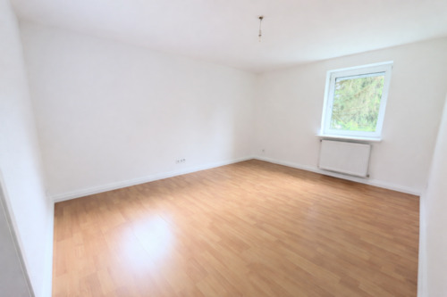 Foto - **Erdgeschoss, eigener Garten und Tageslichtbad gewünscht? Den Traum können wir erfüllen!**