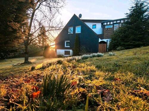 Foto - Für Naturliebhabe Ein- Zweifamilienhaus mit parkähnlichen Garten
