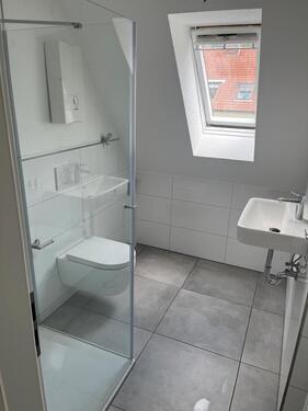 Foto - Renovierte Dachgeschosswohnung mit Klimaanlage, Kaltmiete 650 €