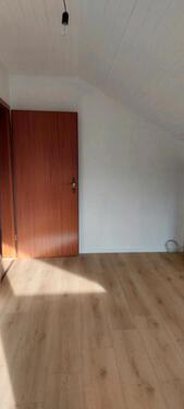 Foto - 1 Zimmer Dachgeschoßwohnung zur Miete in Gießen