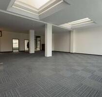 Attraktive Ladenfläche in der Frankfurter Straße – 224 m² mit Schaufläche, Büro & Lager - Kassel Niederzwehren