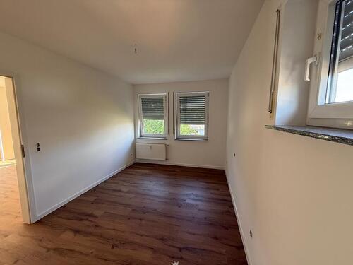 Foto - Helle renovierte 2-Zimmer Wohnung mit Balkon in Kelsterbach