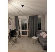 Zwischenmiete in München – Voll möbliertes Studio (Dez & Januar)