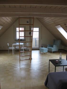 Foto - Attraktive Dachstudio-Wohnung 1,5 Zi.