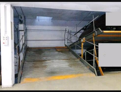 Foto - Tiefgaragenstellplatz, TG Stellplatz, Fernbedienung