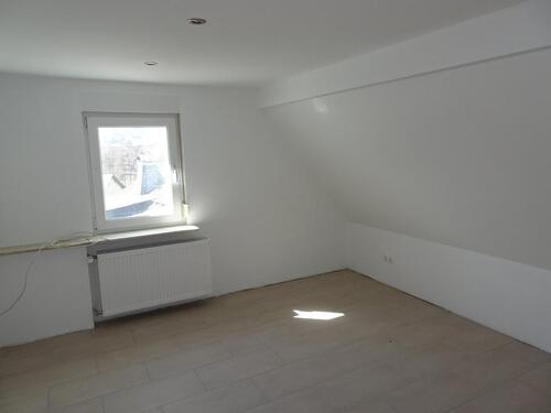 Foto - 4 Zimmer Dachgeschoßwohnung zur Miete in Langenselbold