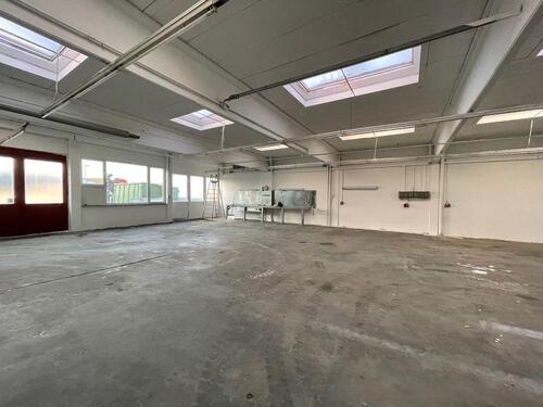 Foto - 144 m² Produktion Werkstatt Lager in 72336 Balingen