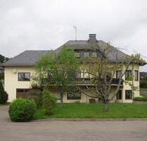Großzügiges Einfamilienhaus mit mögl. Einliegerwohnung - Blankenrath