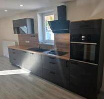 Lichtdurchflutete 2-3 Zimmerwohnung mit Balkon - Niederdorfelden