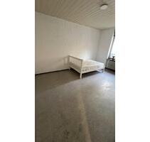 WG Zimmer zu vermieten €600 warm in Stutthart West - Stuttgart Stuttgart-Süd