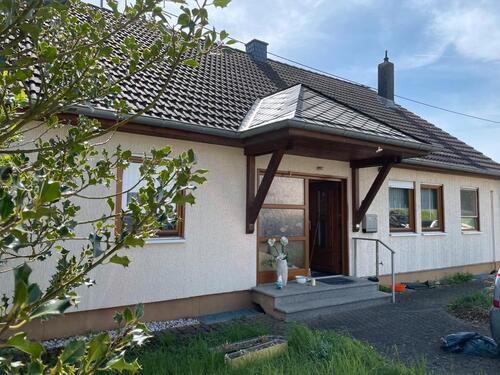 Foto - Freistehendes EFH: idyllische Lage, großer Garten, tolle Aussicht