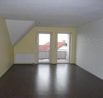 Sehr schöne 3-Zimmer-DG-Wohnung - Niederaula