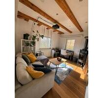 2er-WG in chamantem Häuschen * 2 Zimmer (23m²) * großer Garten - Ravensburg Galgenhalde