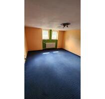 Lager-Abstellraum - 330,00&nbsp;EUR Kaltmiete, ca.&nbsp; 37,00&nbsp;m&sup2; in Germering (PLZ: 82110)