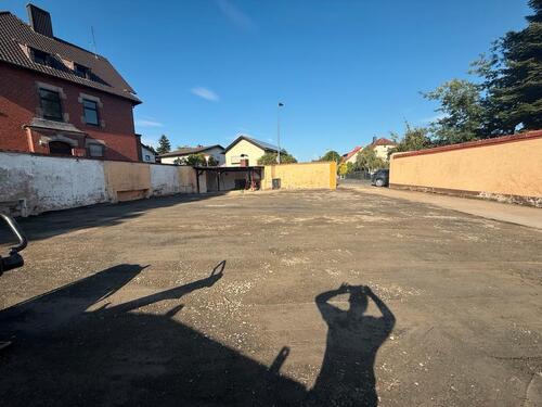 Foto - Parkplatz zu vermieten - 50,00 EUR Miete,