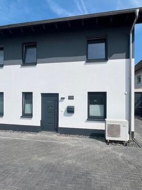 Foto - Doppelhaus - 459.000,00 EUR Kaufpreis,