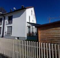 DHH, BJ 2018, massive Bauweise, 150m² WF, 300m² Grund - Freising Ast