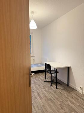 Foto - Room in 3 bedroom WG starting 01.05 available