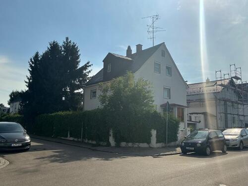 Foto - 7 Zimmer Mehrfamilienhaus, Wohnhaus zum Kaufen in Augsburg