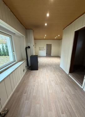 Foto - 2 Zim, EG, 60m', zentral in Schweinfurt Marienbach