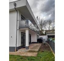 Moderne Doppelhaushälfte mit Garten, Terasse & Carport - Aßlar Moderne Doppelhaushälfte mit Garten, Terasse & Carport - Aßlar
