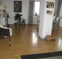 3 -Zimmer-Wohnung EBK Balkon sehr gute Lage - Frankfurt am Main Innenstadt 3