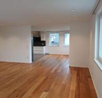 Helle 4,5-Zimmer-Wohnung mit Top-Ausstattung und 2 Eingängen! - Filderstadt