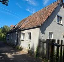 Schnäppchenhaus zum sanieren mit großen Grundstück - Obernzenn