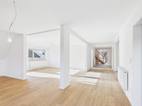 Foto - Erstbezug nach Kernsanierung wunderschöne Maisonette-Wohnung im