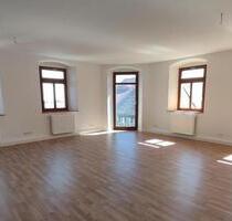 Großzügig 5 Raumwohnung mit Balkon!! - Kamenz