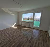 Frisch renoviert, hell, geräumig und der Preis passt auch! - Prenzlau