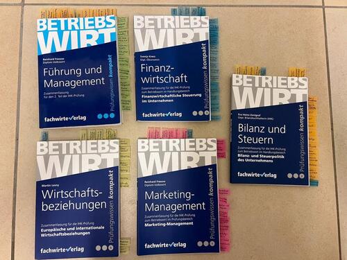 Foto - Betriebswirt IHK Master Professionell - Prüfungsvorbereitung