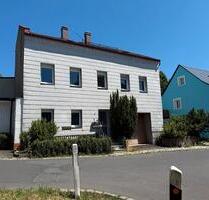 Einfamilienhaus mit Garage, Wintergarten und Dachterrasse - Marktredwitz