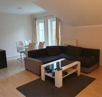 Freundliche 2-Zimmer-Wohnung mit zwei Balkonen und viel Stauraum - Bad Birnbach Asenham