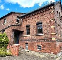 Charmantes Backsteinziegelhaus | ca. 165 m² Wohnfläche | 735 m² G - Lengenfeld